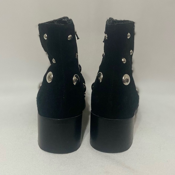 Kenneth Cole Barston Ankle studded booties genuine suede leather size 5 LIKE NEW - Picture 5 of 9